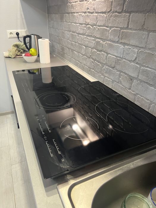 Варочна повехня Electrolux EHF96547FK