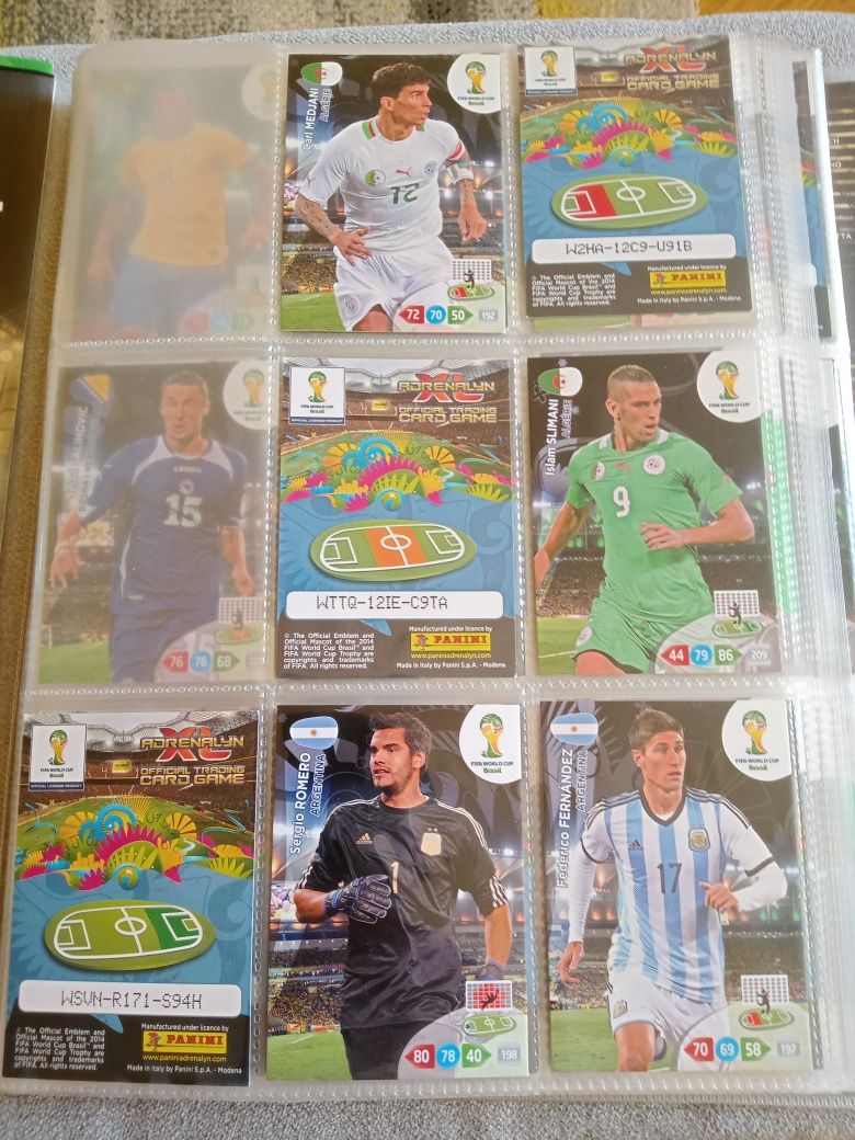 Przesyłka olx  FIFA  champions league piłkarze 225 kart kolekcja różn