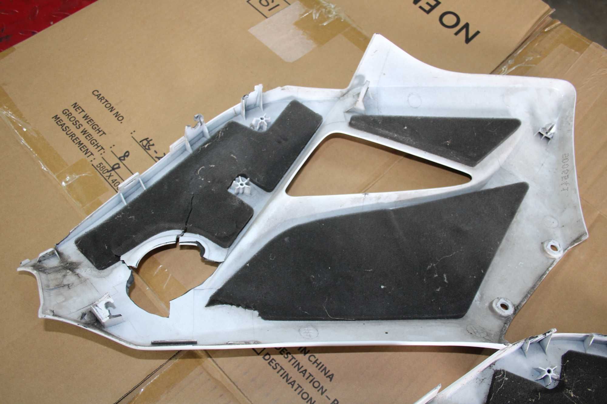 Lewa Prawa Owiewka Boczek Plastik Honda CBR 125 JC39 07-10