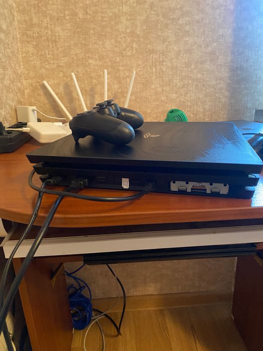 Play station 4 pro 3-я ревизия