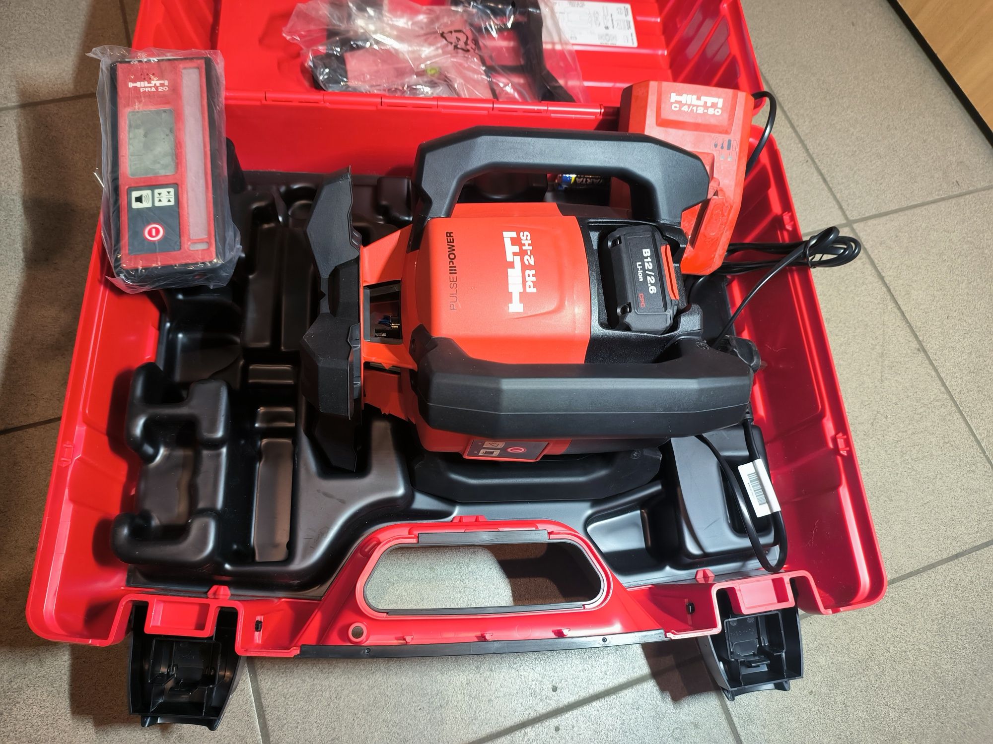 Niwelator laserowy Hilti PR-2HS cały zestaw jak nowy
