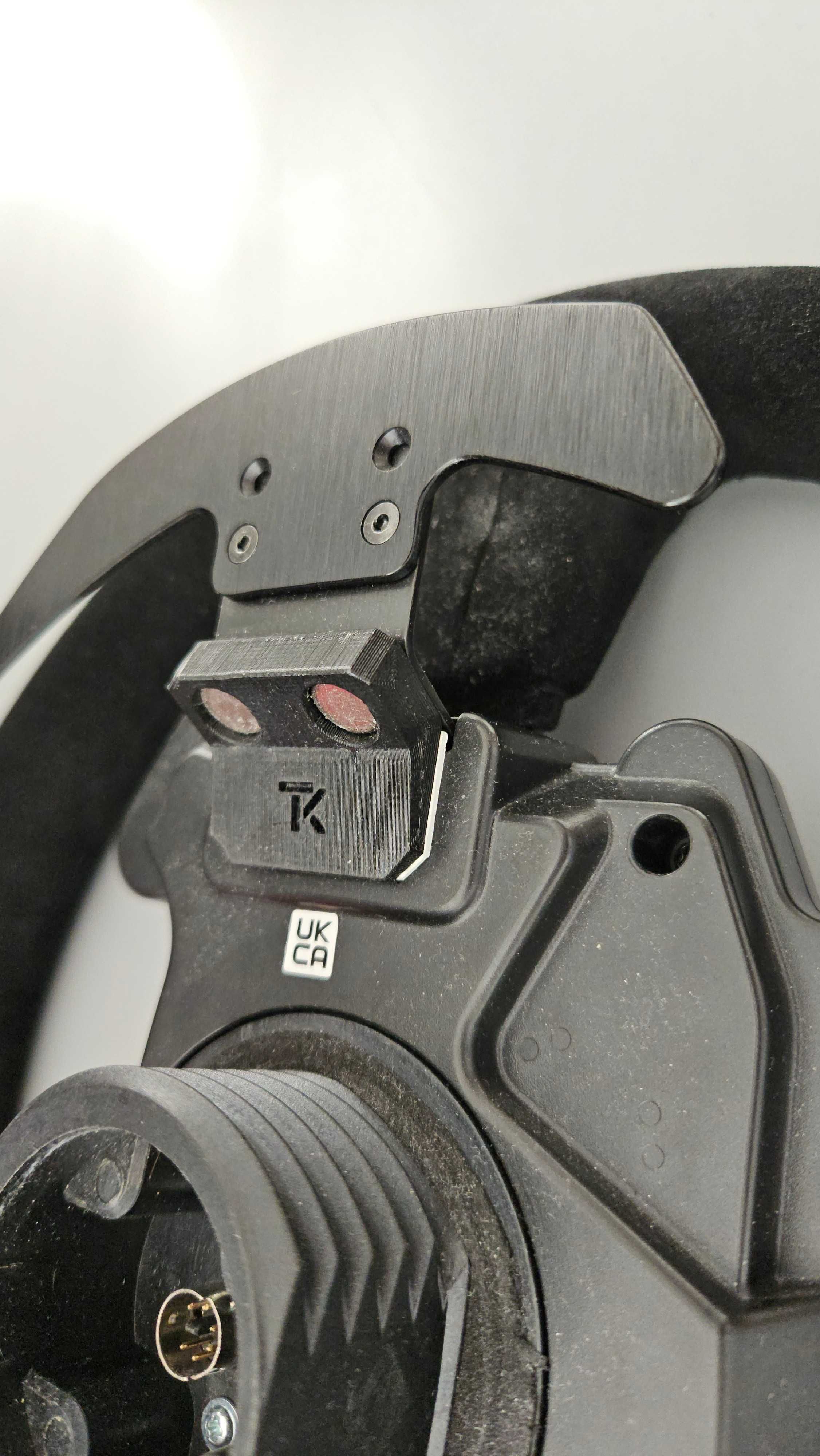 Thrustmaster Sparco 383