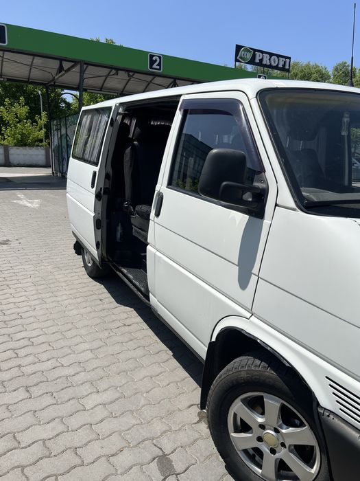 Volkswagen T4 2000р.в.  2.5 65 кВт