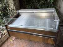 Witryna Igloo Samos Self Service