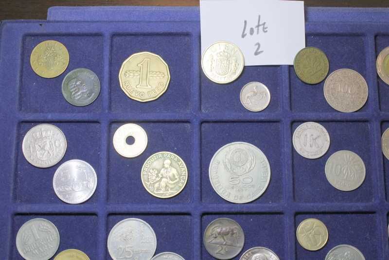 Lote de moedas estrangeiras variadas (2)