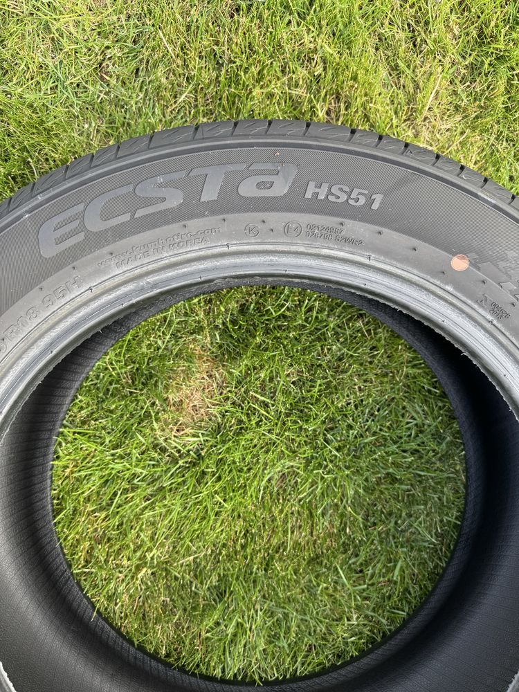 Nowy komplet opon  kumho ecsta HS51 215/55/18