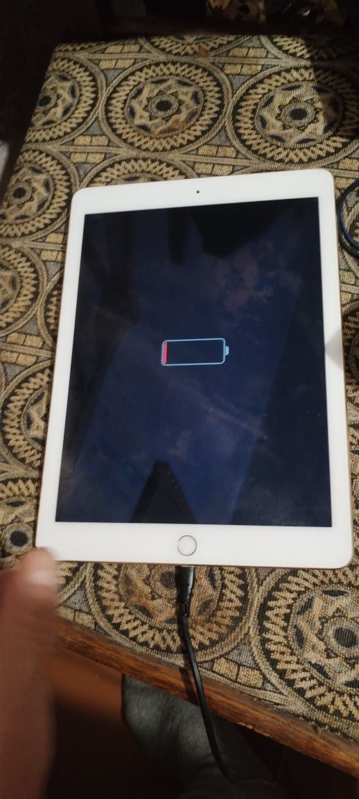 Продам Ipad на 64 гб