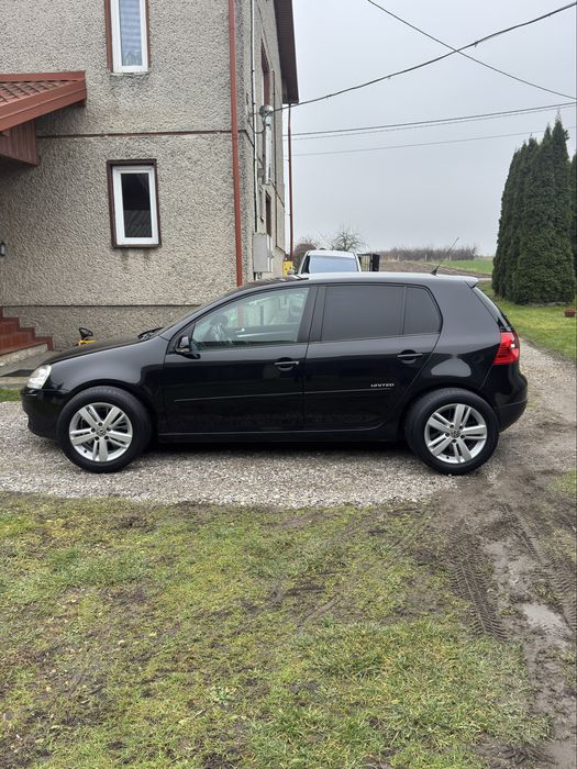 Volkswagen Golf V 1.6 MPI UNITED 102 KM