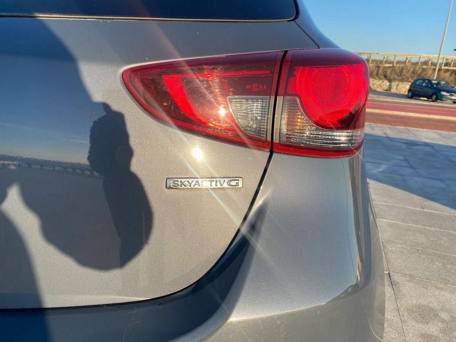 Mazda 2.0 1.5 e-Skyactiv-G Exclusive-Line Navi