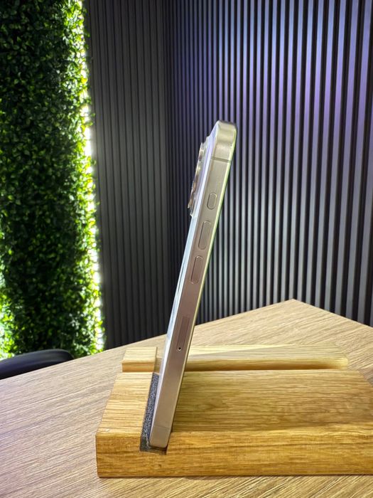 iPhone 15 Pro 256 GB Natural Titanium GLOBAL