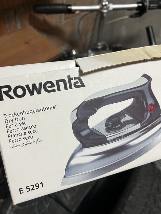 Вінтажна суха праска Rowenta e 5291