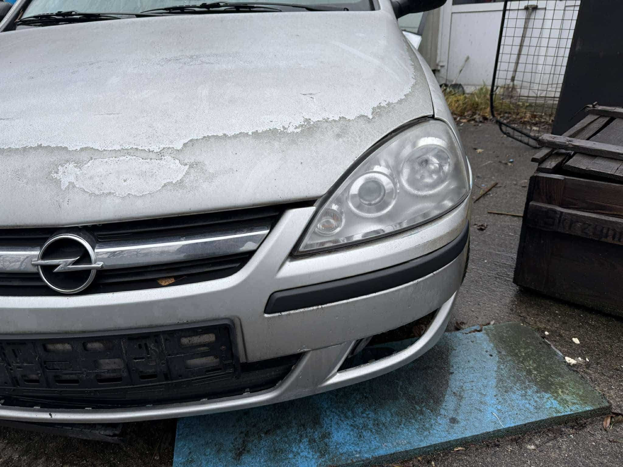 Opel corsa C na części Z157 silnik/maska/drzwi/fotele/kierownica/itp