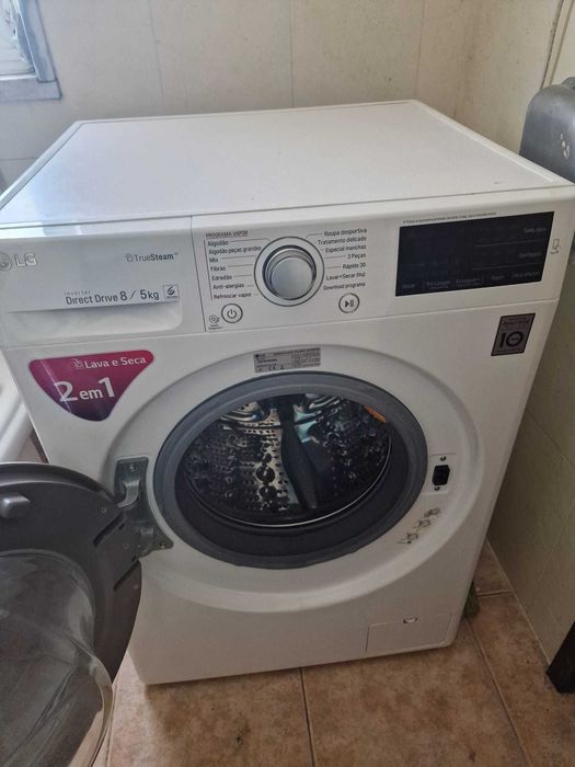 Eletrodomésticos (frigorifico, maquina de lavar e secar,micro ondas)