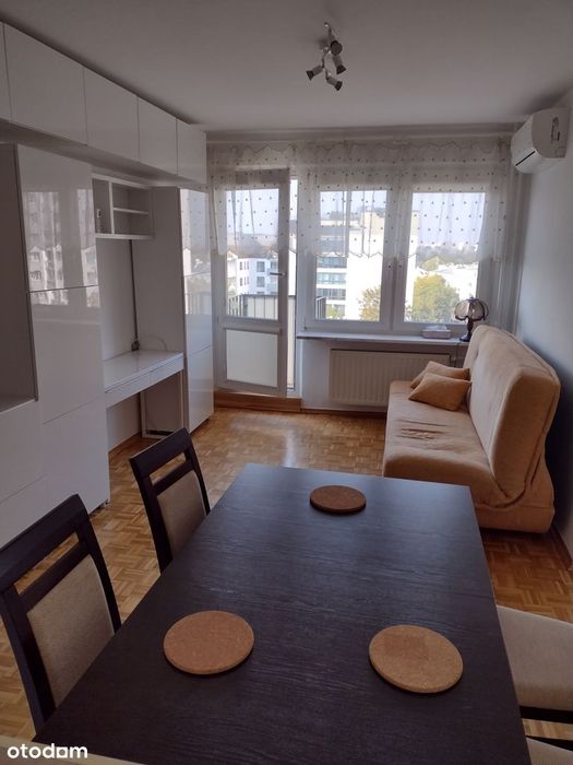 3 pokoje, 2 balkony, metro, park, miejsce parkingowe, niski czynsz