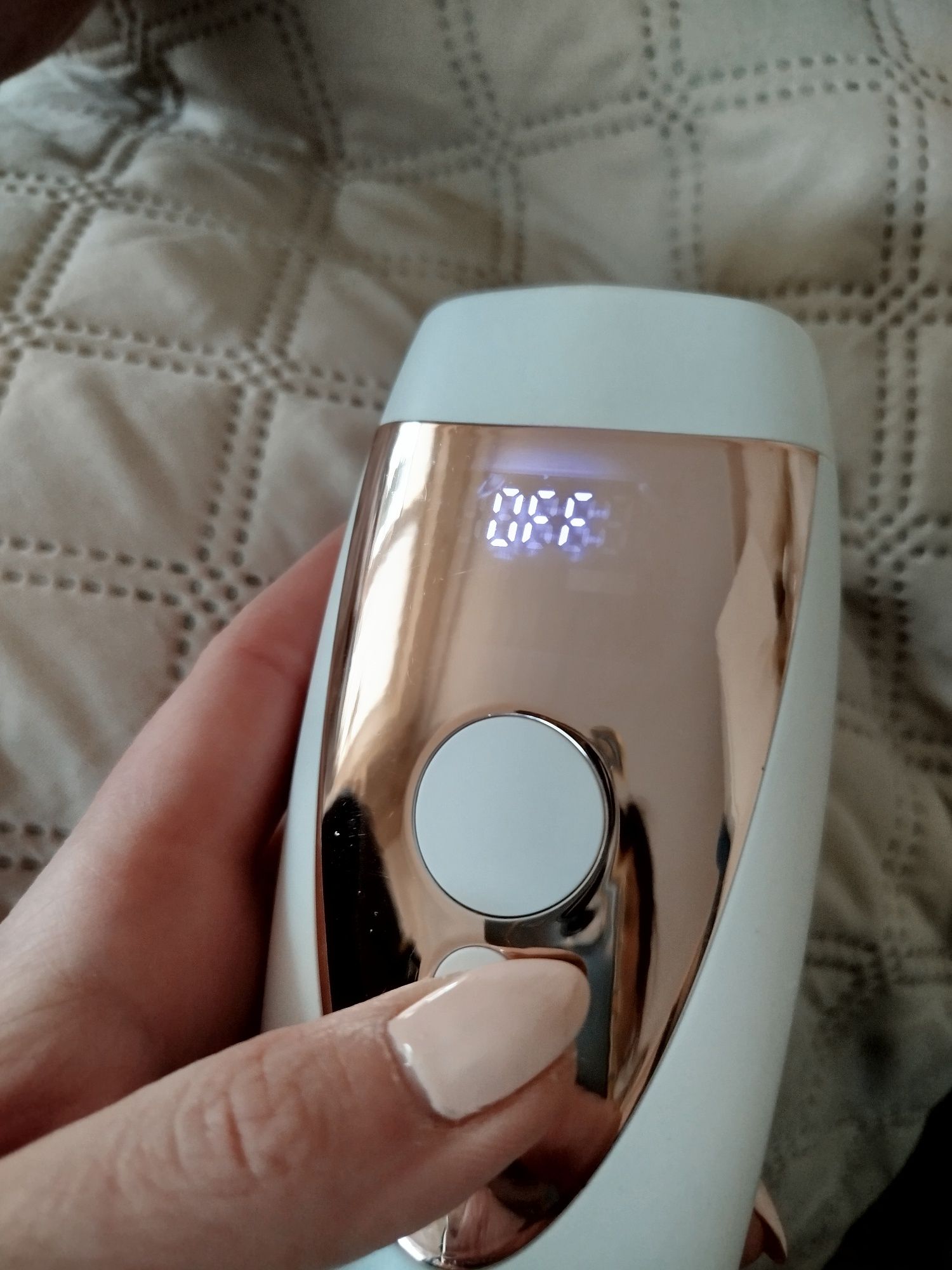Depilator laserowy