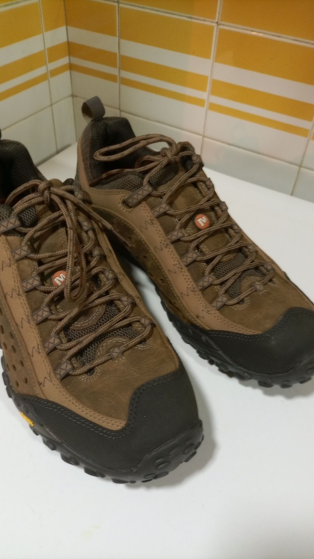 tênis Merrell  grandes tam 48 novos nunca usados