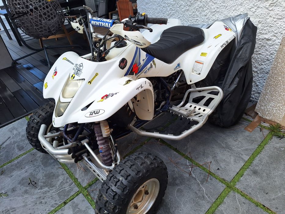 Moto 4 - Quad Suzuki Ltz