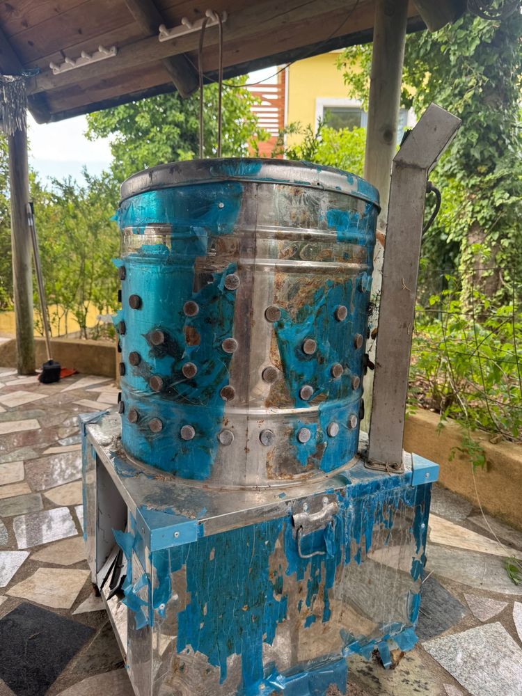 Maquina de depenar aves