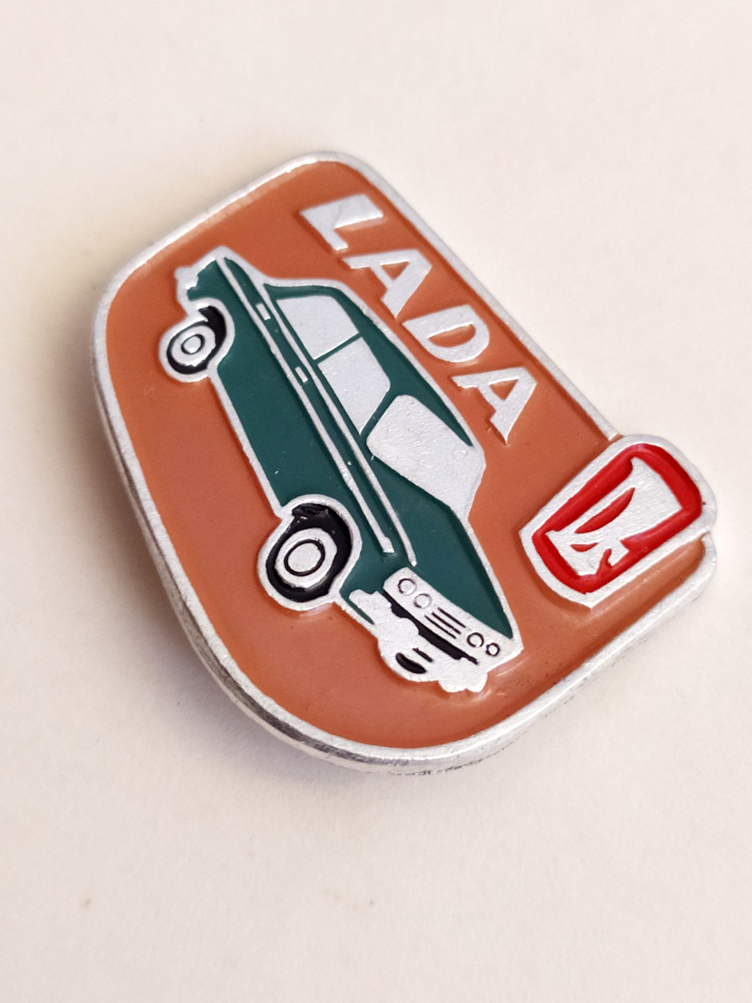 Lada ВАЗ 2106 автомобильный значок СССР Жигули Лада ретро автомобили