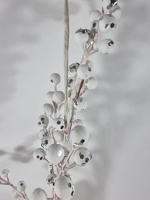 Sztuczne gałązki biale ozdobne do wazonu sztuczna gałązka biała