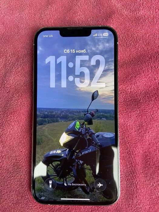 Продам айфон 13 про