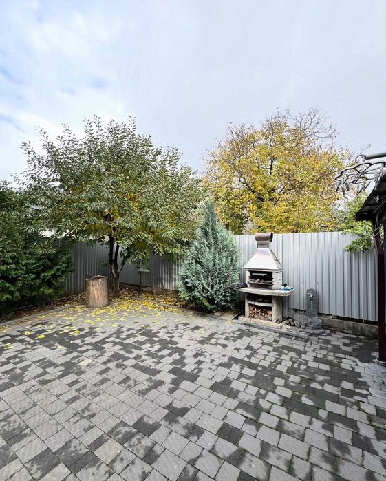 Ексклюзив від DOM-X продається будинок в центрі міста