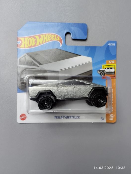 Tesla Cybertruck Hot Wheels OPIS