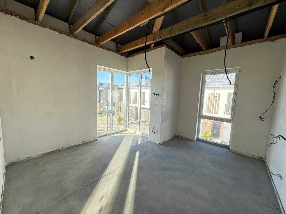 Квадробудинок! Чорновий ремонт! Котеджне містечко! Петропавлівка