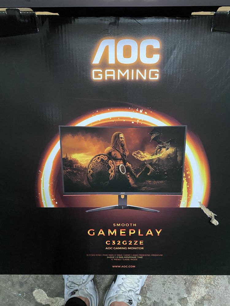 Monitor curvo AOC