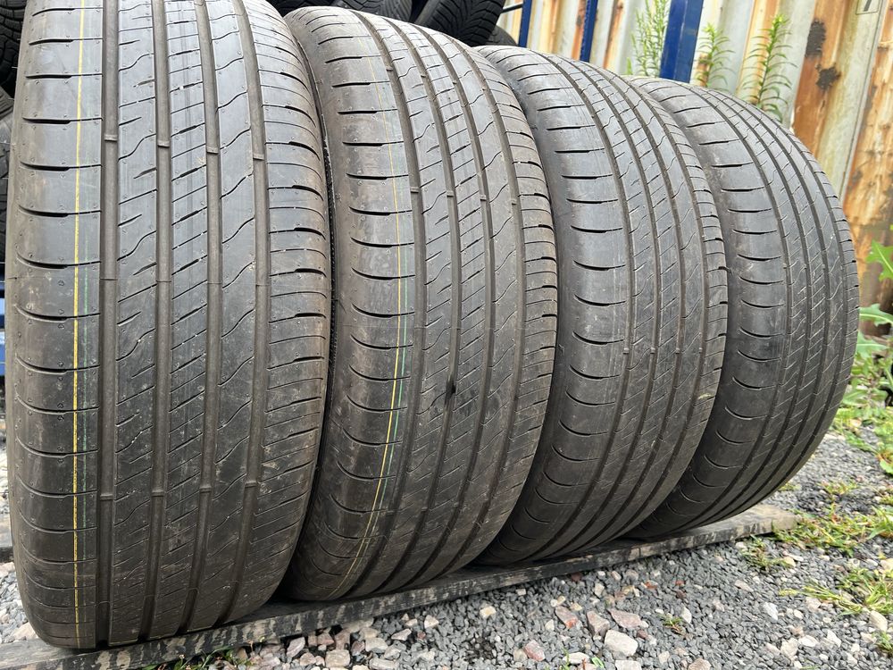 Opony letnie DEMO 215/55/R18 Goodyear EfficientGrip Performance 2