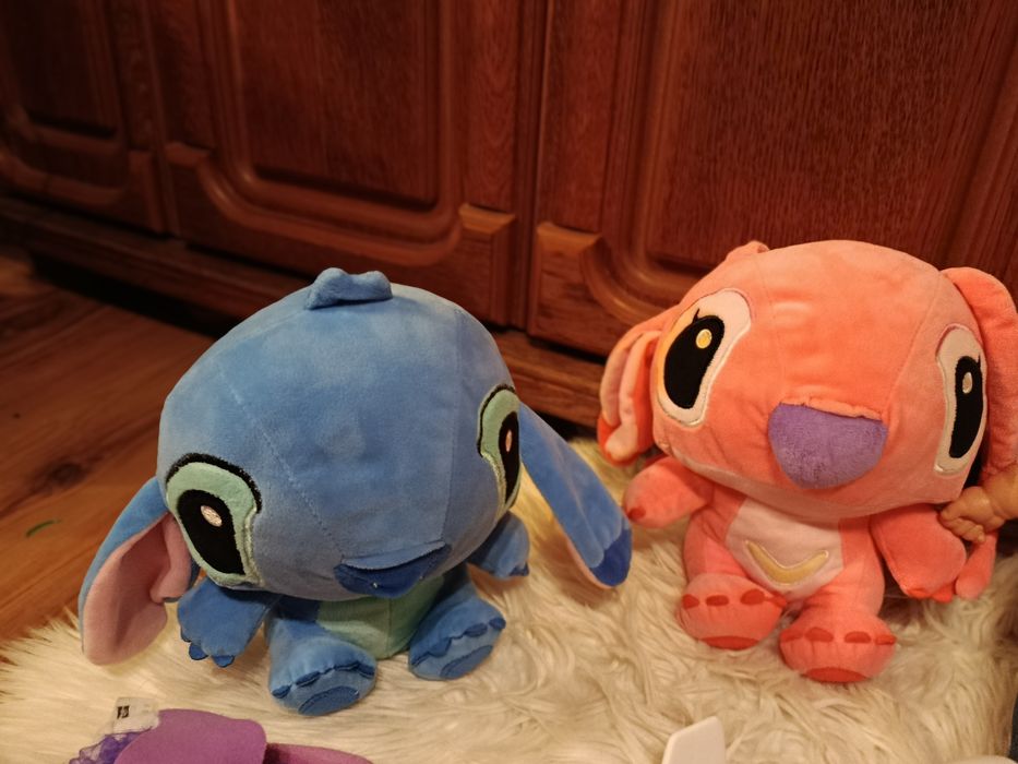 Zestaw mix zabawek dla dziewczynki.