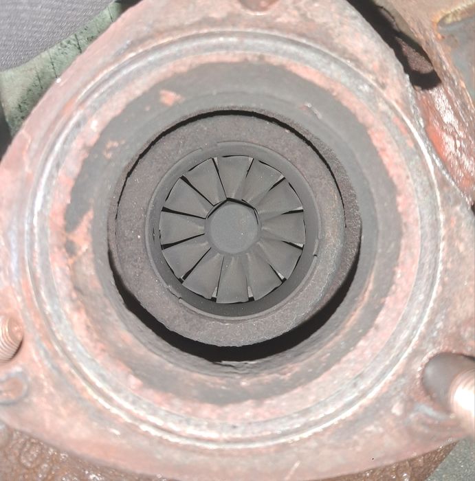 Турбіна Land Rover Discovery 2.7 Ленд Ровер розборка шрот запчастини