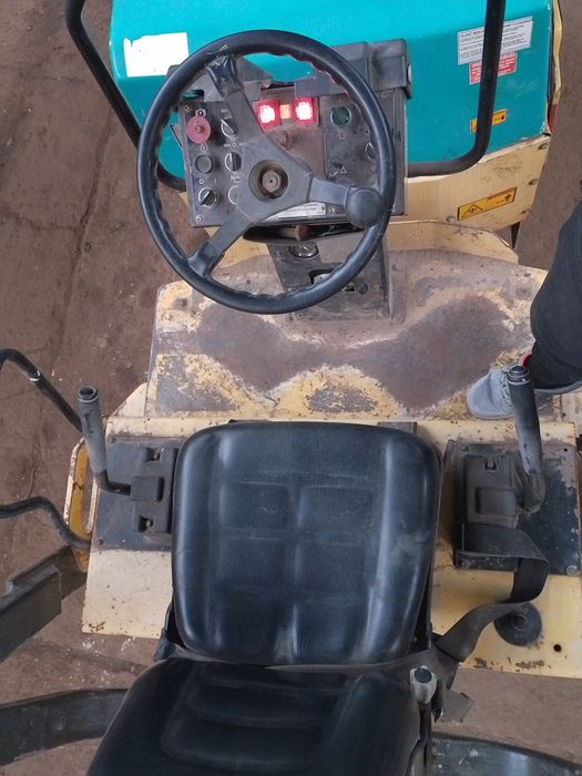 Каток дорожній Віброкаток dunapac 3.2t