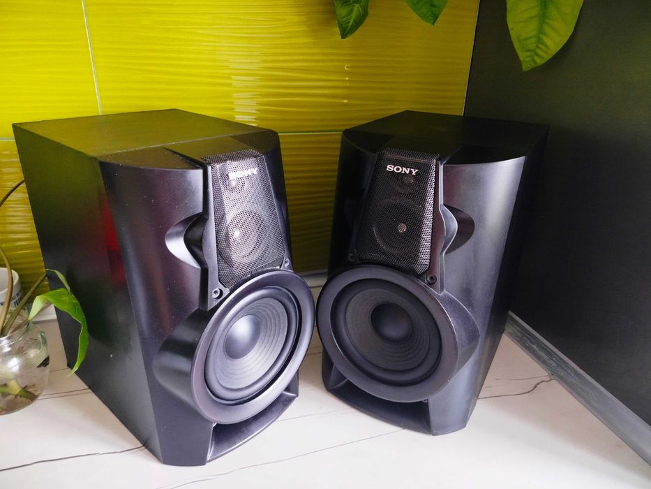 sprzedam kolumny Sony spora moc 100W/6ohm