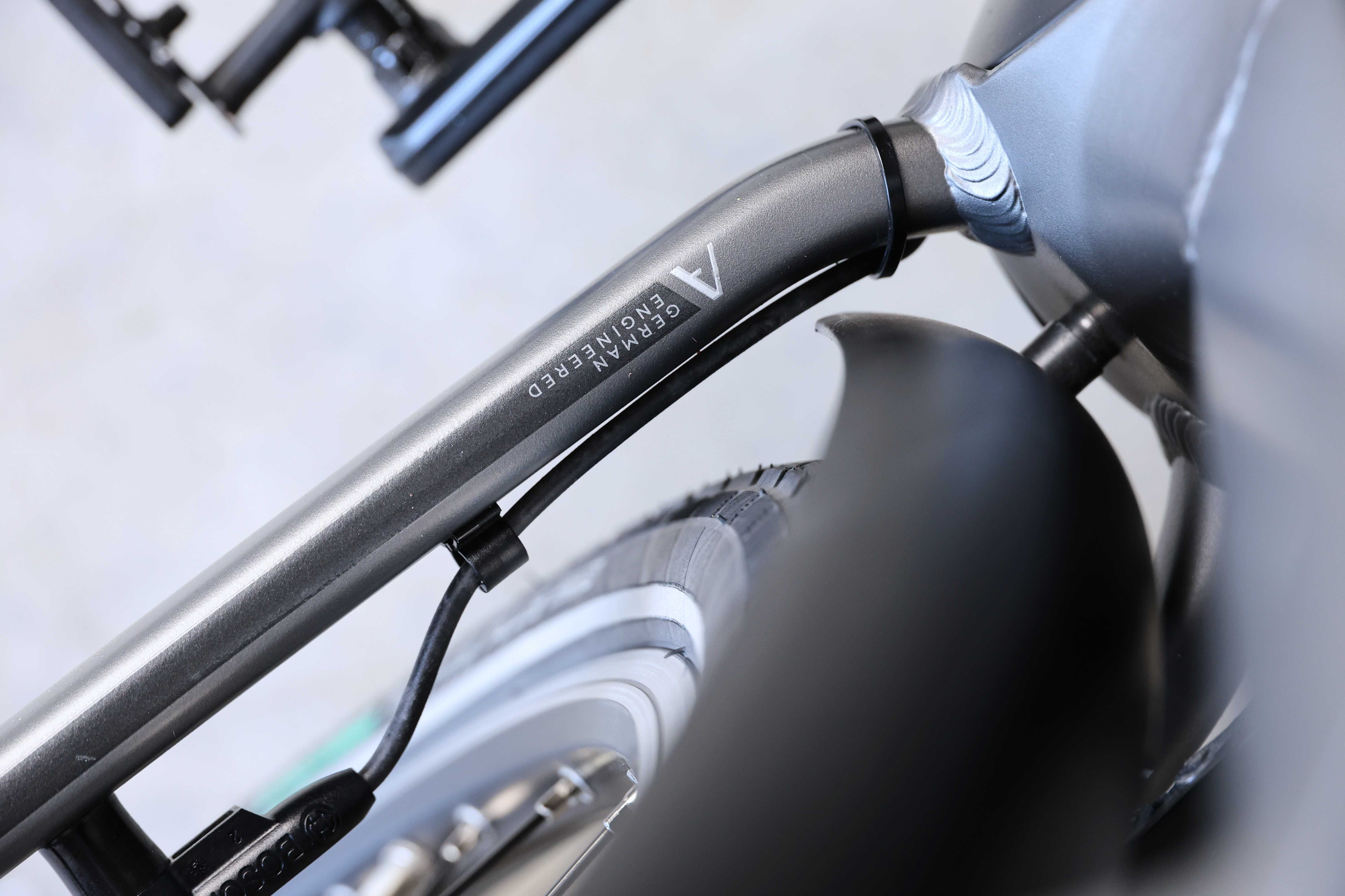 Rower elektryczny Kalkhoff Agattu 1,Bosch Active, 500 Wh, Super stan