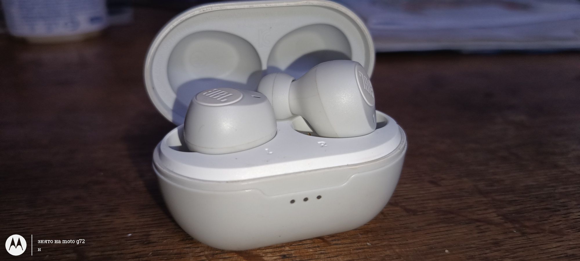 Бу навушники JBL TUNE115TWS