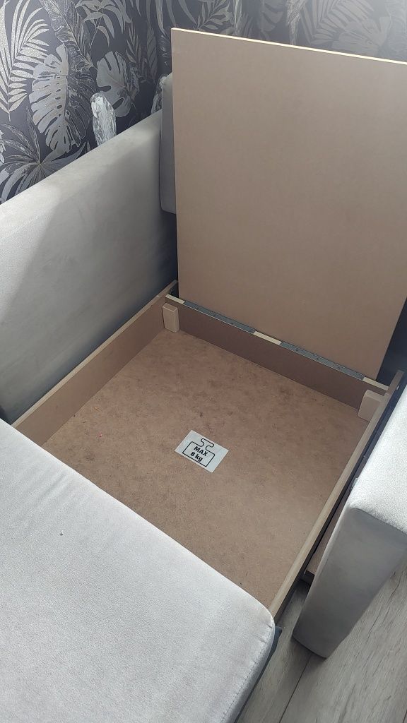 sofa jednoosobowa Bunio rozkładana z pojemnikiem szara