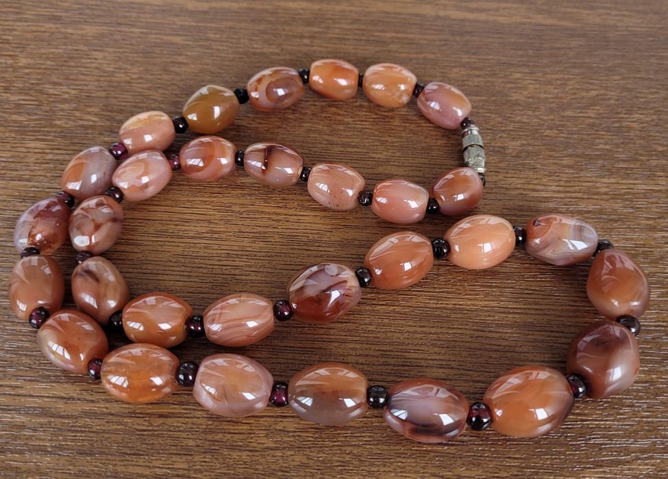 Бусы из натурального сердолика