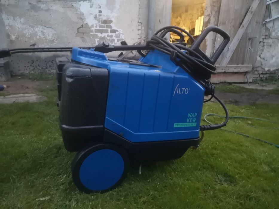 Myjka ciśnieniowa na ciepłą wodę ALTO  1640 HA 230v (Karcher Nilfisk)