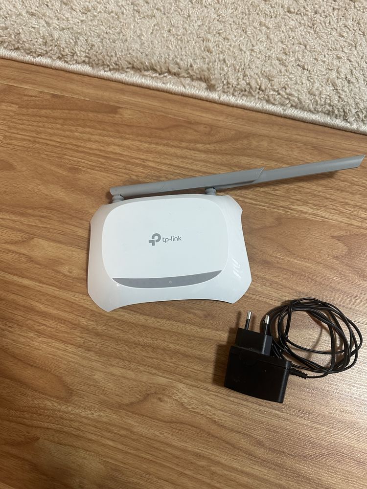 Роутер TP-Link.