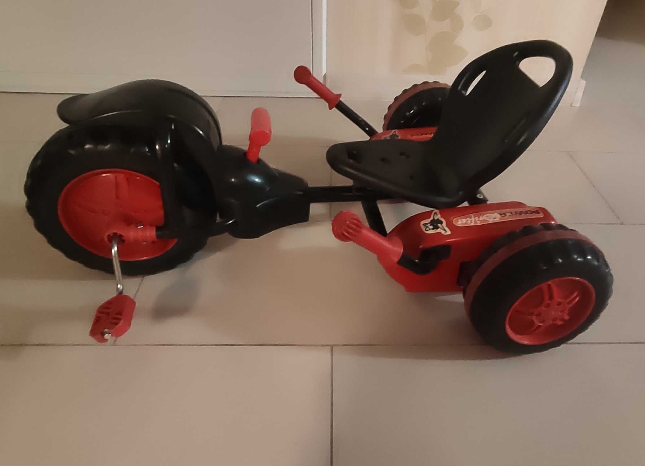 Mały rowerek trójkołowiec dla dziecka gokart