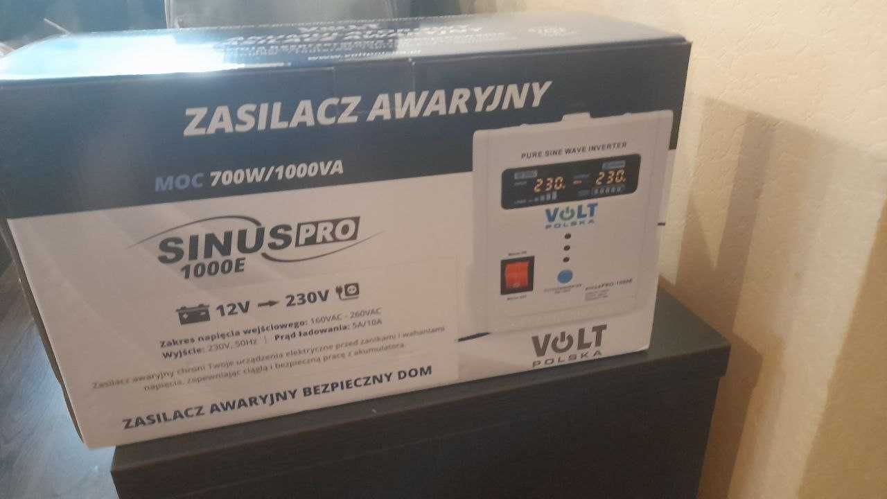 ДБЖ Volt Polska - SINUS PRO 1000 E 12/230 В (700/1000 Вт)
