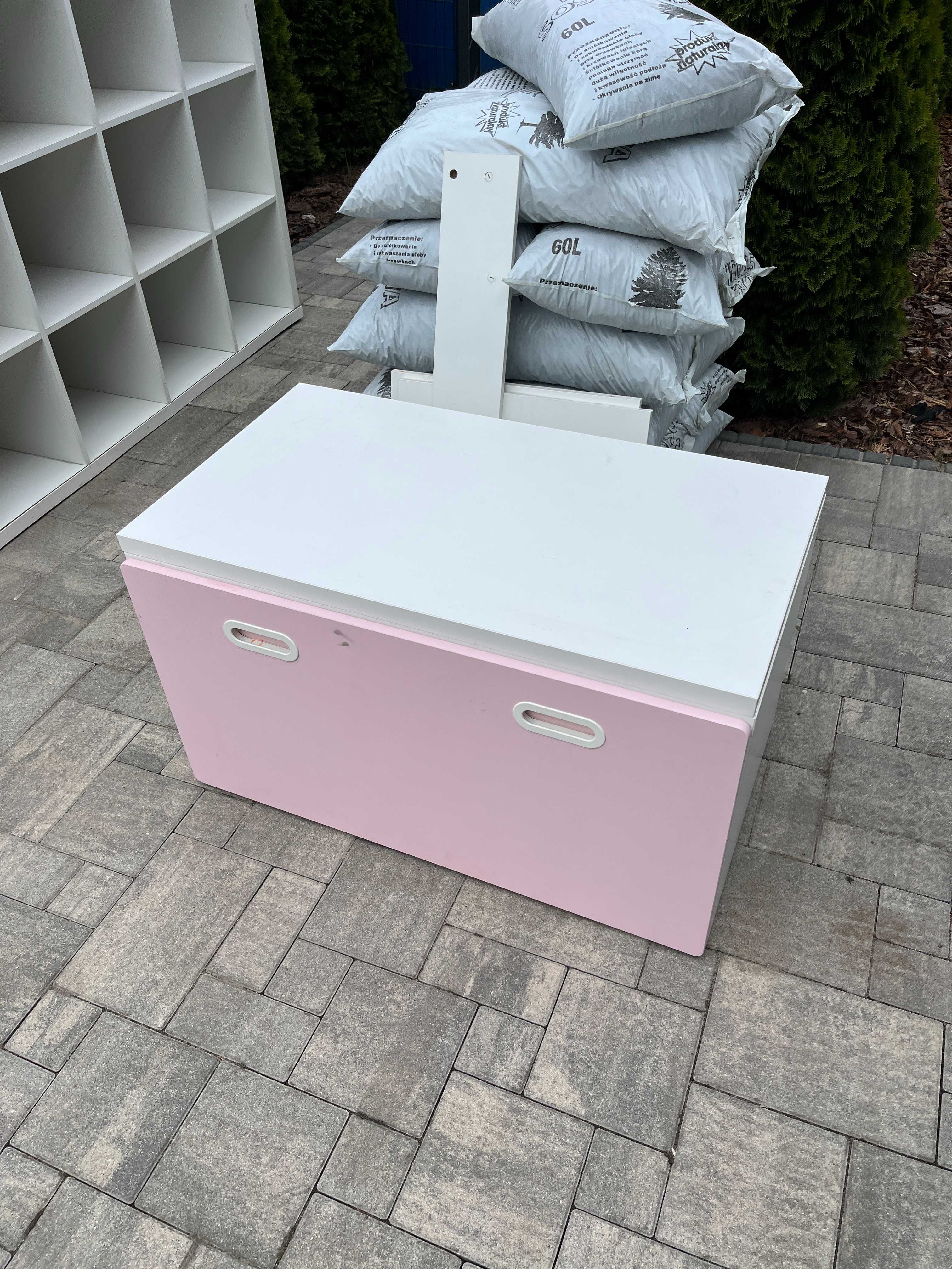 Skrzynia szuflada różowa wraz ze stolikiem Ikea STUVA FRITIDS