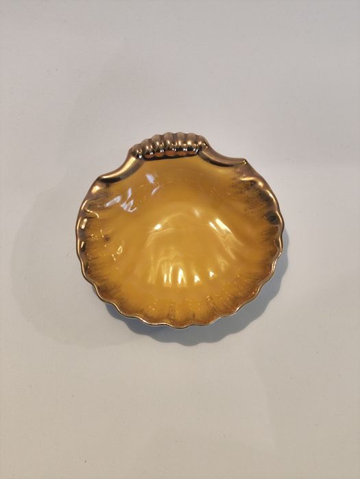 Concha de porcelana vintage Artibus