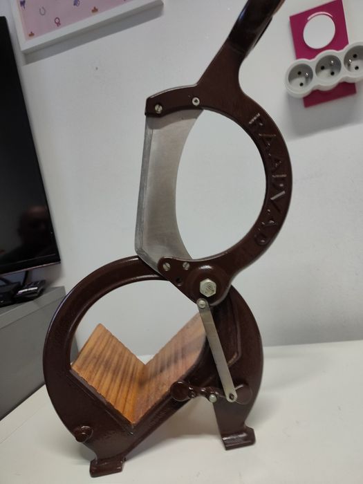 Krajalnice gilotyna do chleba RAADVAD