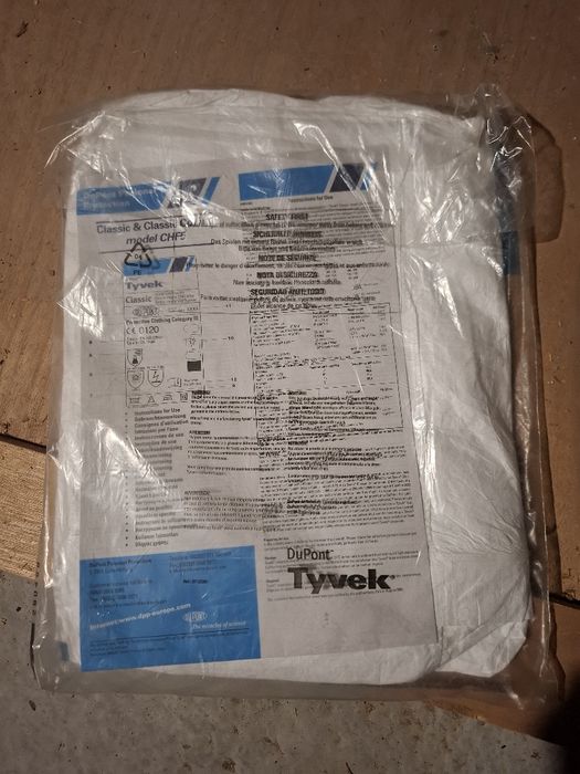 Kombinezony ochronne