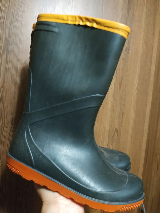Чоботи резинові нові  34   розмір