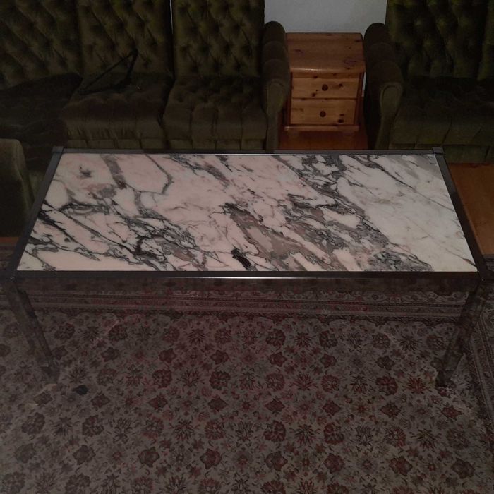 stół marmurowy 147 x67,5cm, wysokość regulowana od 59cm