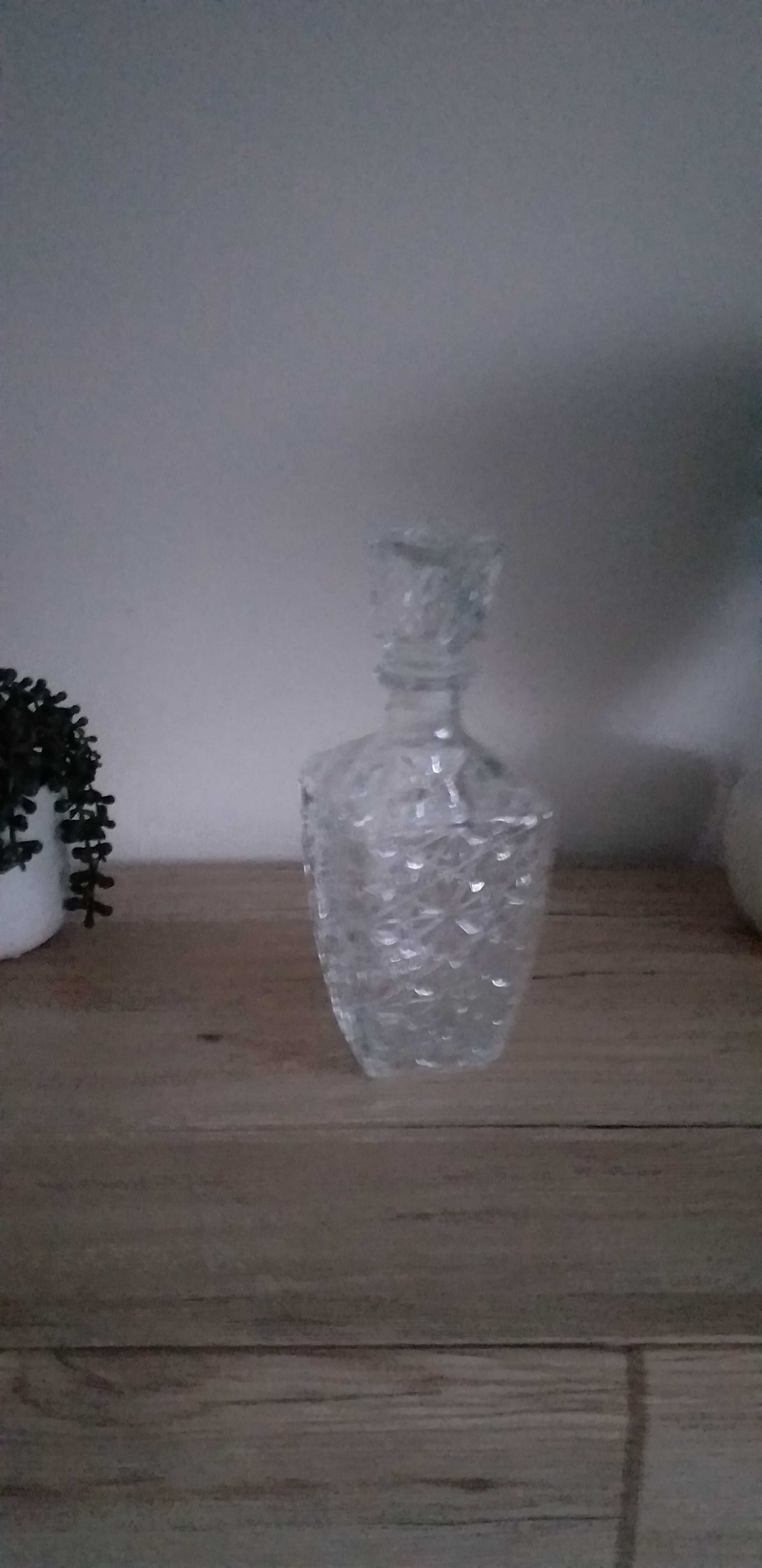 Karafka z czasów  prl .