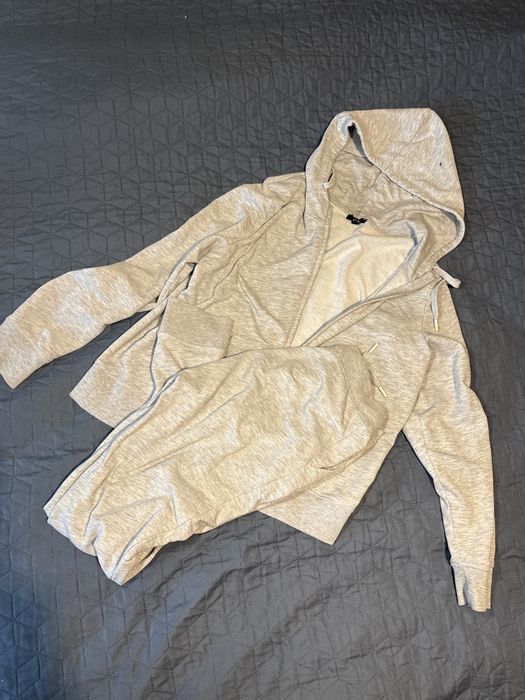 Костюм сірий Sка